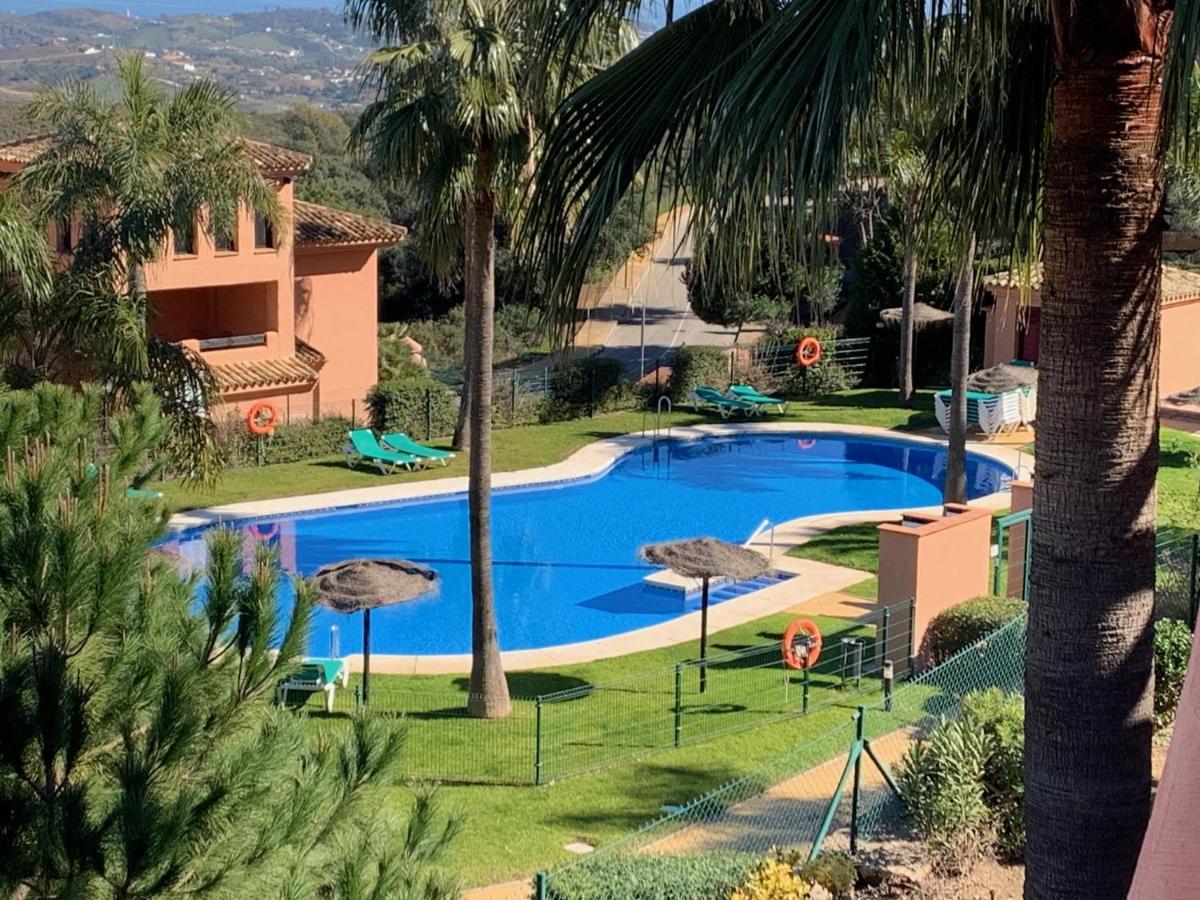 El Soto De Marbella Free Golf-Tennis-Padel-Gym 2 Bedroom Penthouse La Mairena Dış mekan fotoğraf